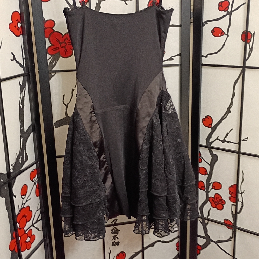 Black Lace-Up Women's Lingere - Picture 4 of 9
